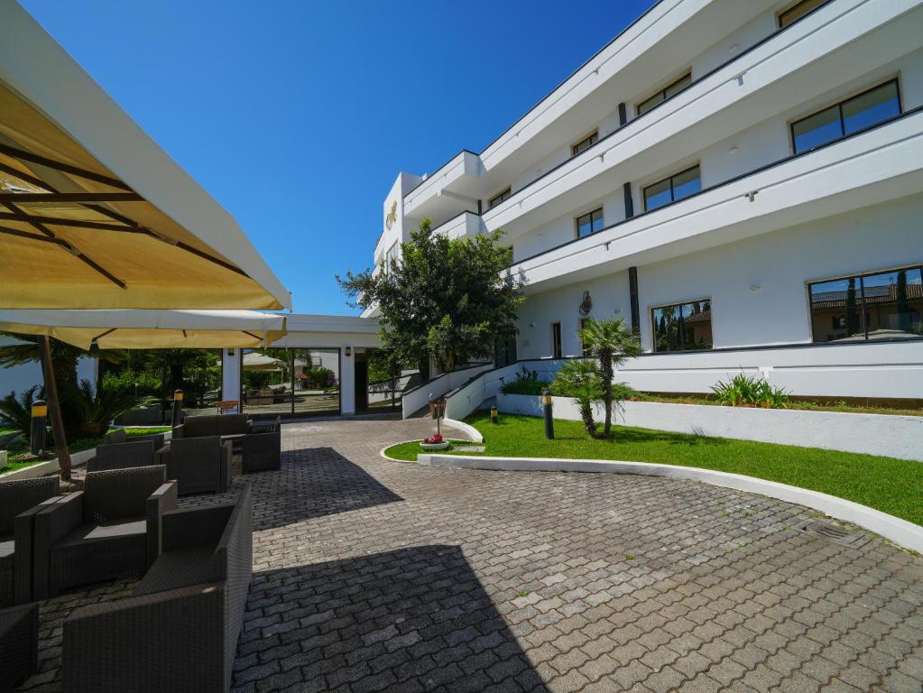 Budova, kde se hotel nachází