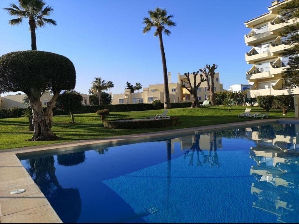 Appartement residentiel avec piscine, restaurant et parking