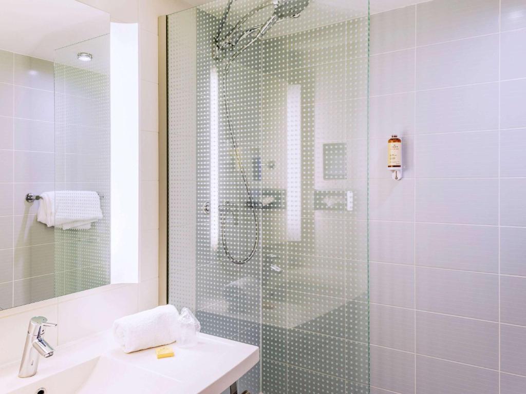 Koupelna v ubytování Hotel Mercure Toulouse Centre Compans
