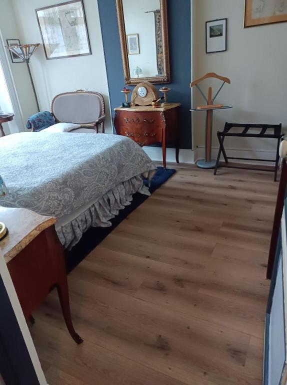 Posteľ alebo postele v izbe v ubytovaní Villa des Chats