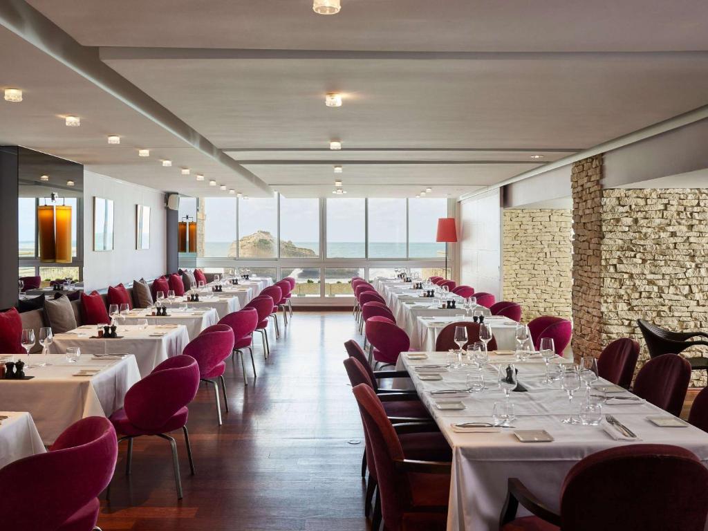Restaurace v ubytování Sofitel Biarritz Le Miramar Thalassa