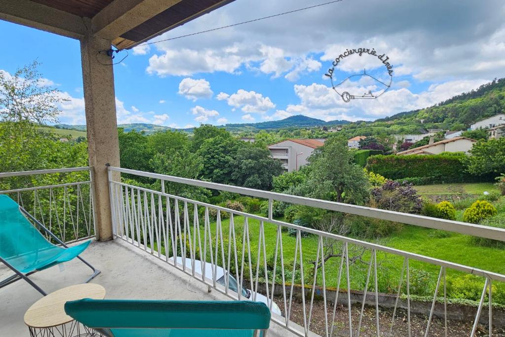 Gallery image of La Maison des Noyers #Parking#Calme#Terrasse in Ceyrat