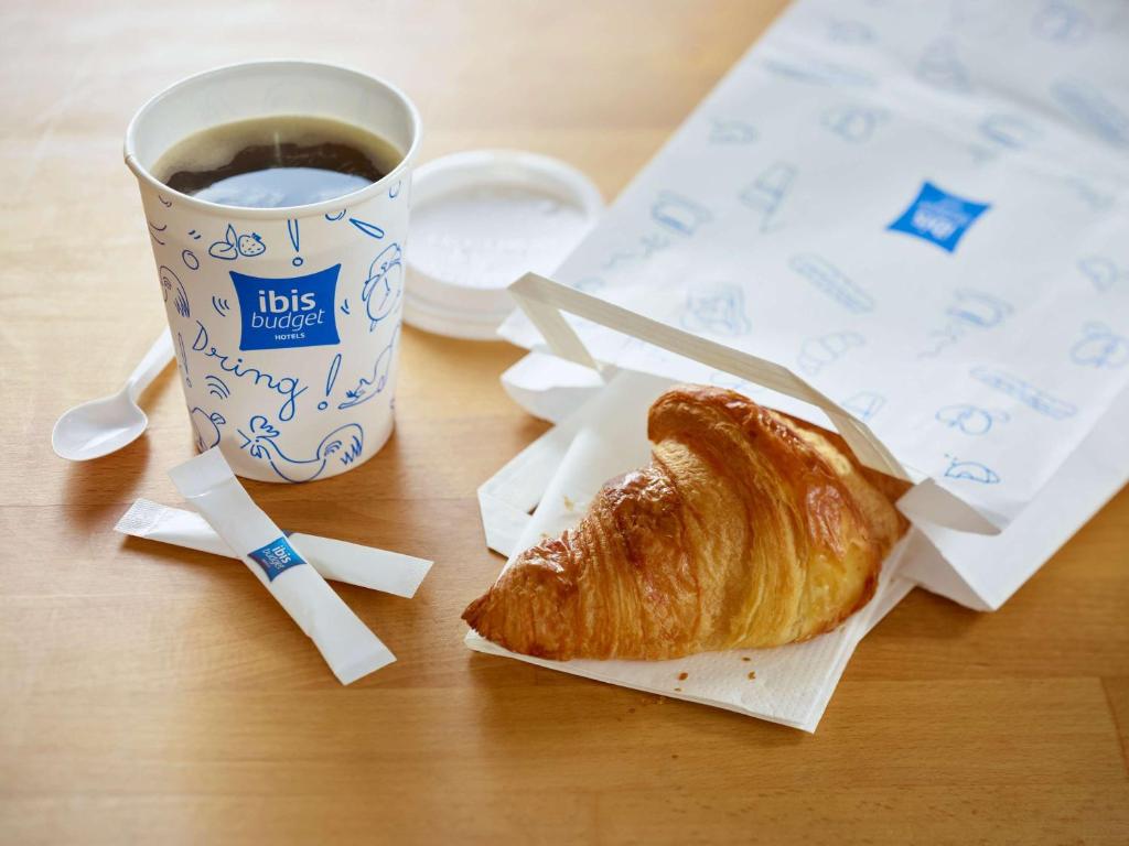 Frühstücksoptionen für Gäste der Unterkunft Ibis Budget Graz City