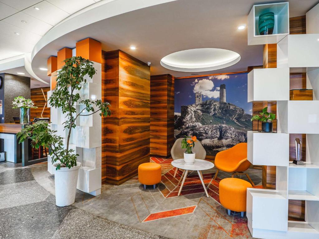 Posedenie v ubytovaní Mercure Czestochowa Centrum