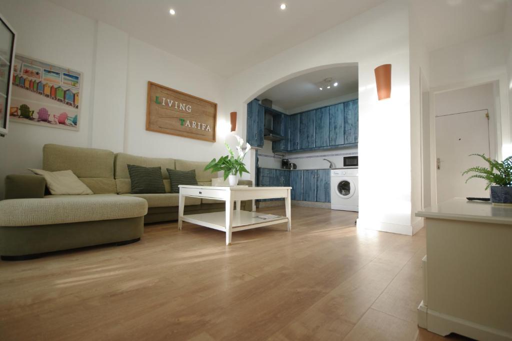 Posezení v ubytování Livingtarifa Apartamento Agaporni