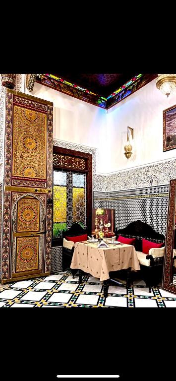 Posezení v ubytování Riad Fes Madaw