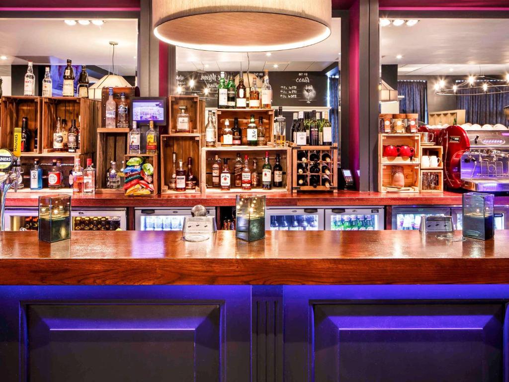 Lounge nebo bar v ubytování ibis Bristol Temple Meads