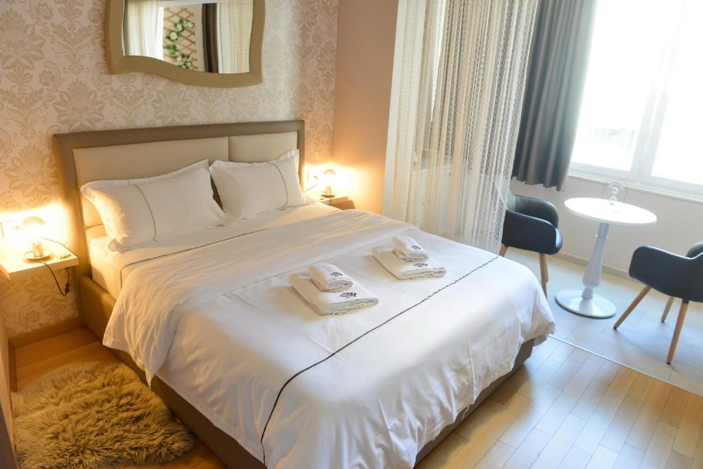 Zoilo Rooms self check-in - 17