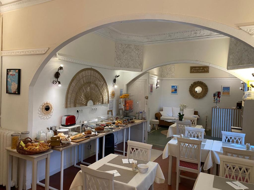 Logis Hôtel Villa Victorine - Resim 6