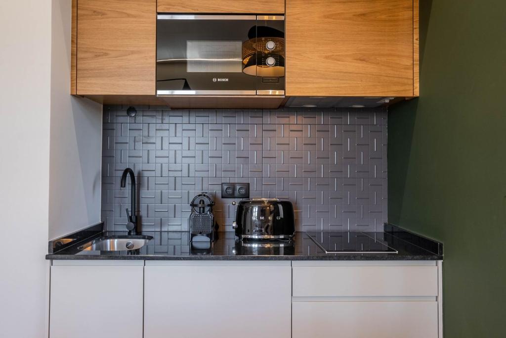 Gigantones GuestHouse - 11