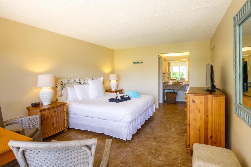 Naples Garden Inn photo