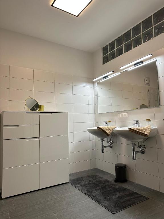 Koupelna v ubytování life-stegersbach Suites