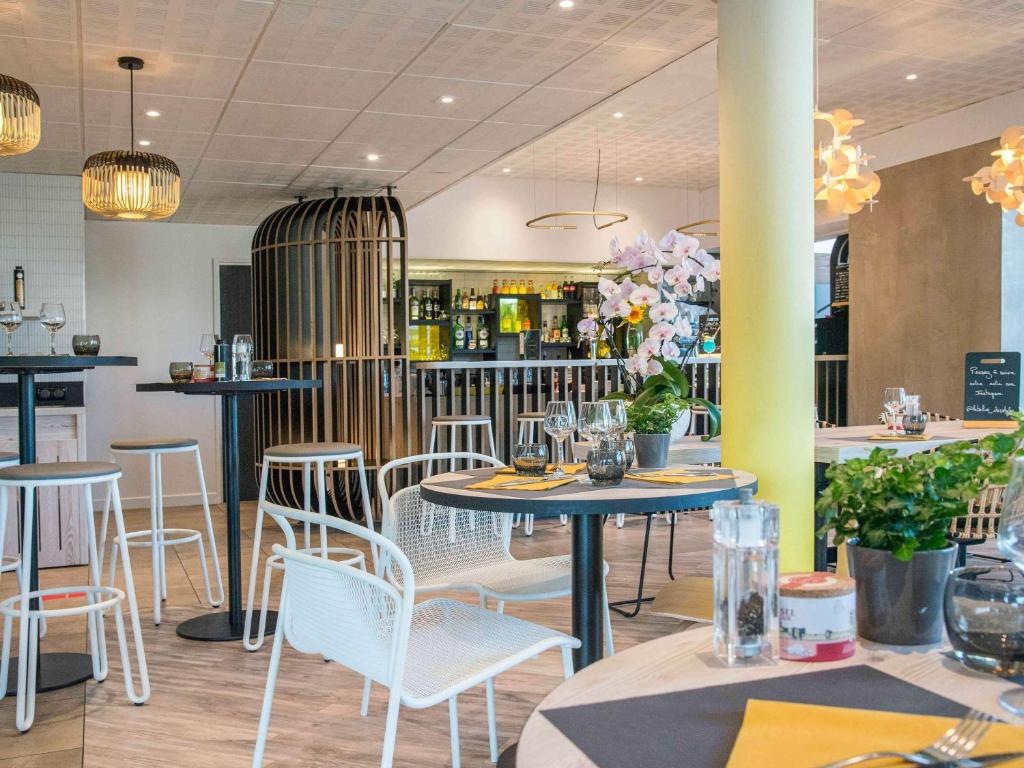 Restaurace v ubytování ibis Styles Pertuis Portes du Luberon