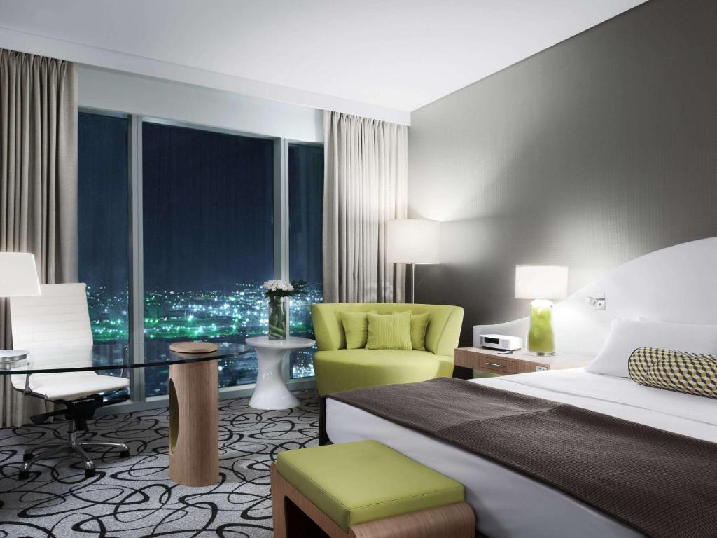 Posezení v ubytování Sofitel Dubai Downtown