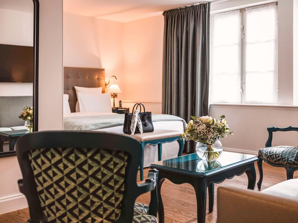 Posezení v ubytování Cour du Corbeau Hotel Strasbourg - MGallery Collection