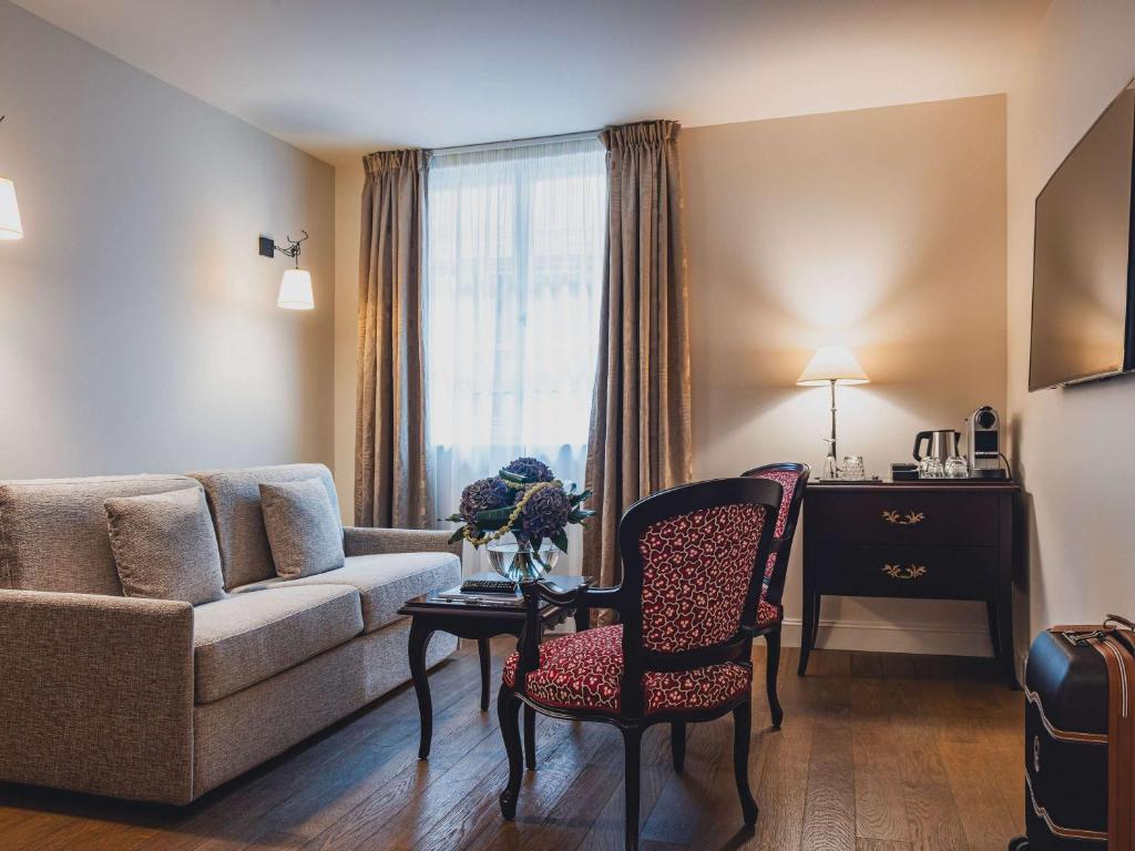 Posezení v ubytování Cour du Corbeau Hotel Strasbourg - MGallery Collection