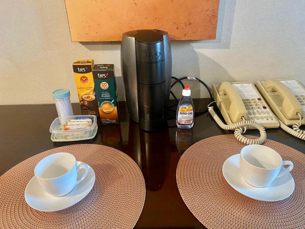 Příslušenství pro přípravu čaje a kávy v ubytování Apart Hotel Premium Verbo Divino Morumbi