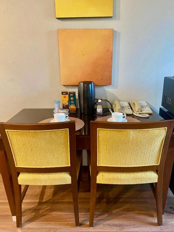 Příslušenství pro přípravu čaje a kávy v ubytování Apart Hotel Premium Verbo Divino Morumbi