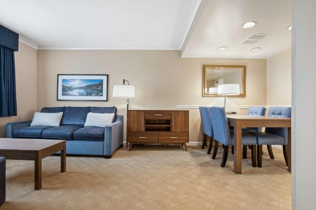 Posezení v ubytování Best Western Plus Columbia River Hotel