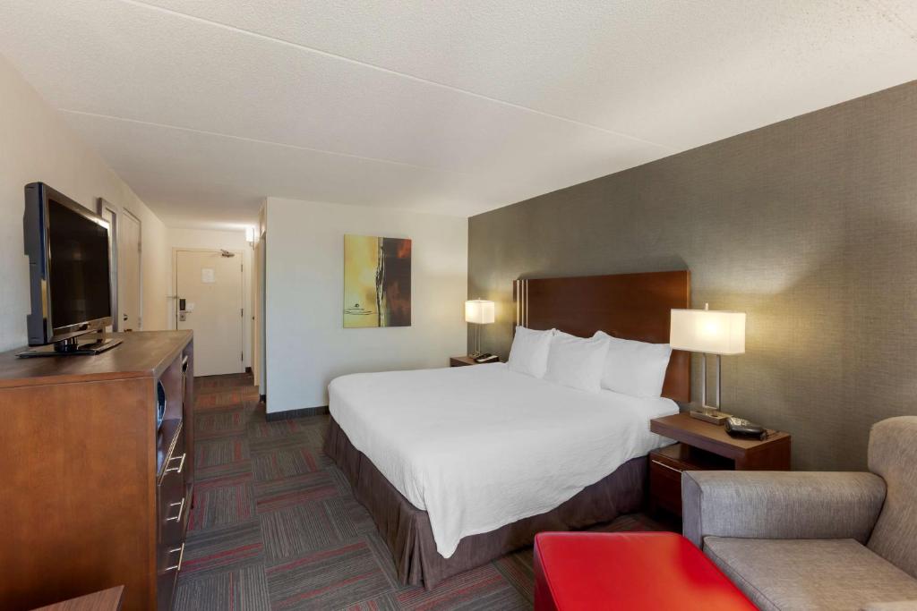 Best Western Plus Toronto Airport Hotel - Resim 13