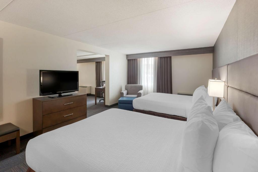 Best Western Plus Toronto Airport Hotel - Resim 25