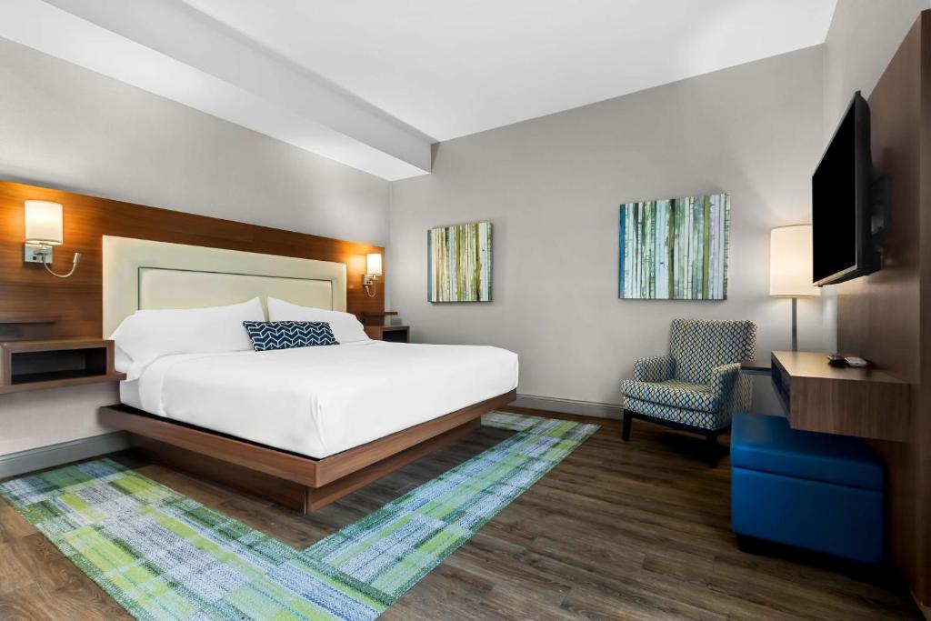 Postel nebo postele na pokoji v ubytování Best Western Plus Mont-Laurier
