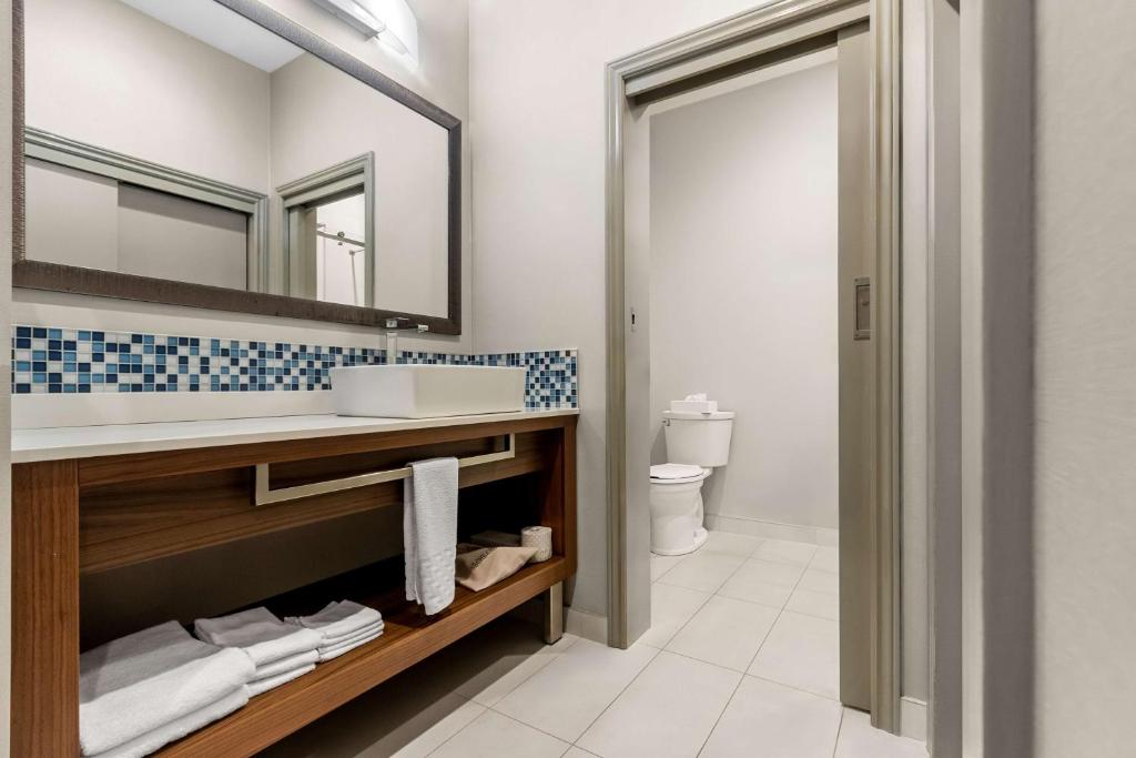 Koupelna v ubytování Best Western Plus Mont-Laurier