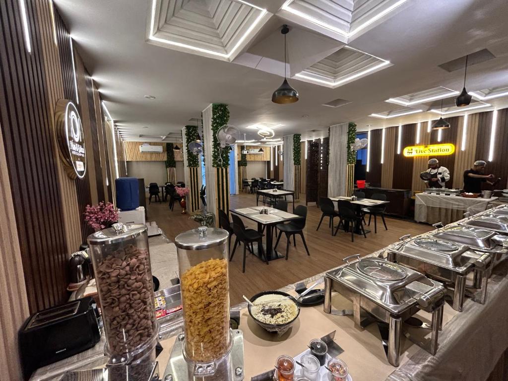Restaurace v ubytování New Hotel Suhail