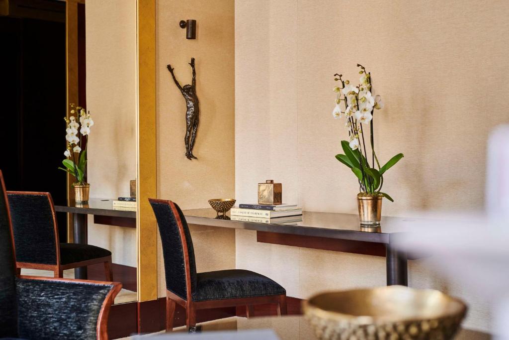 Park Hyatt Paris - Vendôme - Resim 24