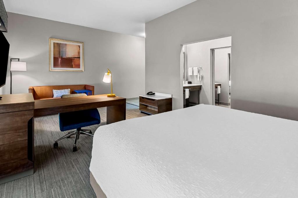 Postel nebo postele na pokoji v ubytování Hampton Inn & Suites Abilene I-20