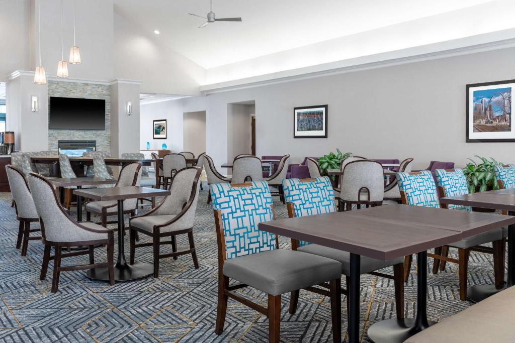 Homewood Suites by Hilton Detroit-Troy photo
