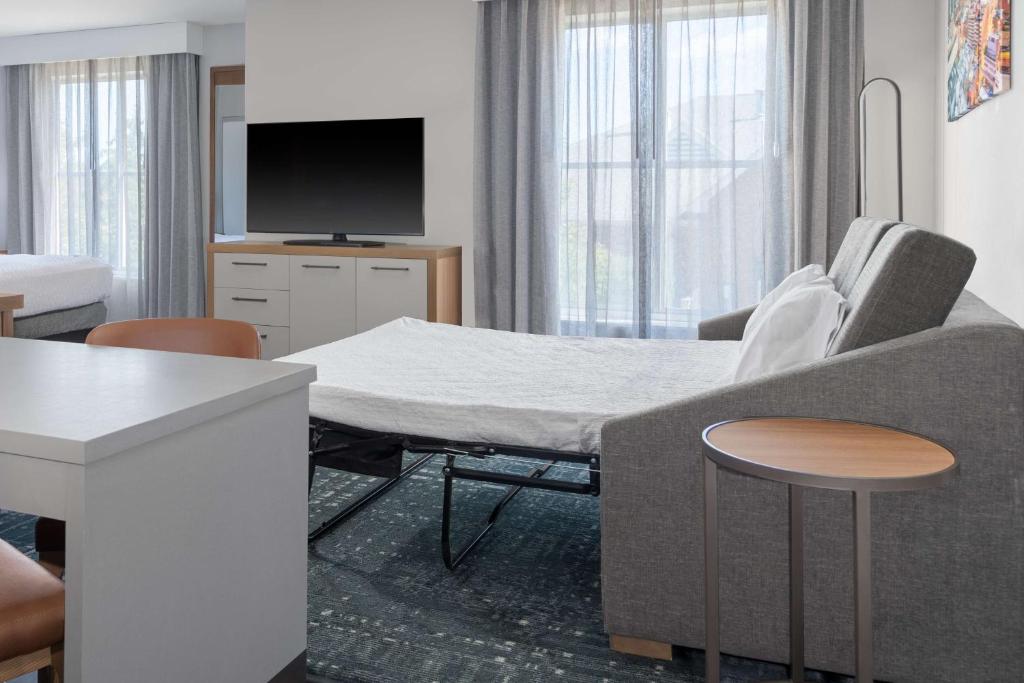 Homewood Suites by Hilton Detroit-Troy photo