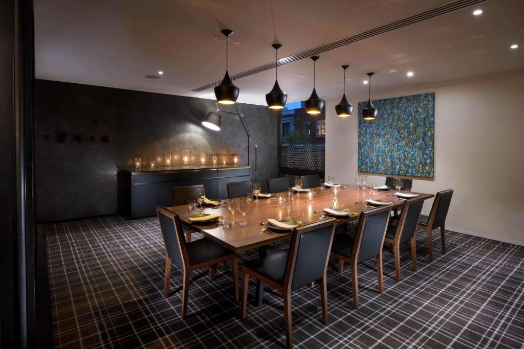 Hilton Adelaide - Resim 6