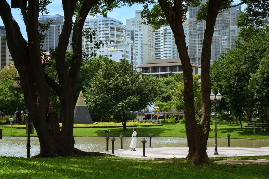 Zahrada ubytování DoubleTree by Hilton Sukhumvit Bangkok