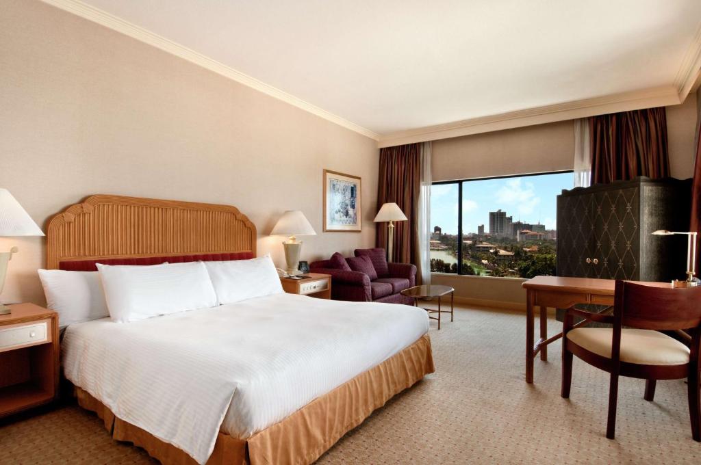 Postel nebo postele na pokoji v ubytování Hilton Colombo Hotel