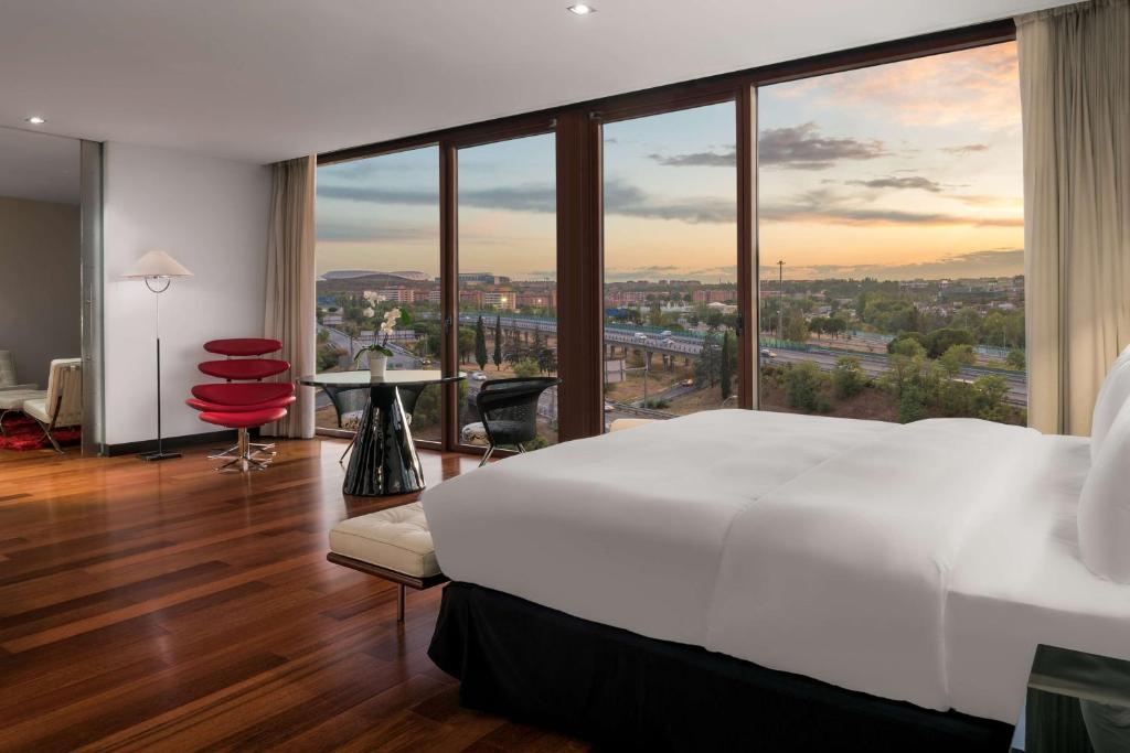 Hilton Madrid Airport - Resim 25