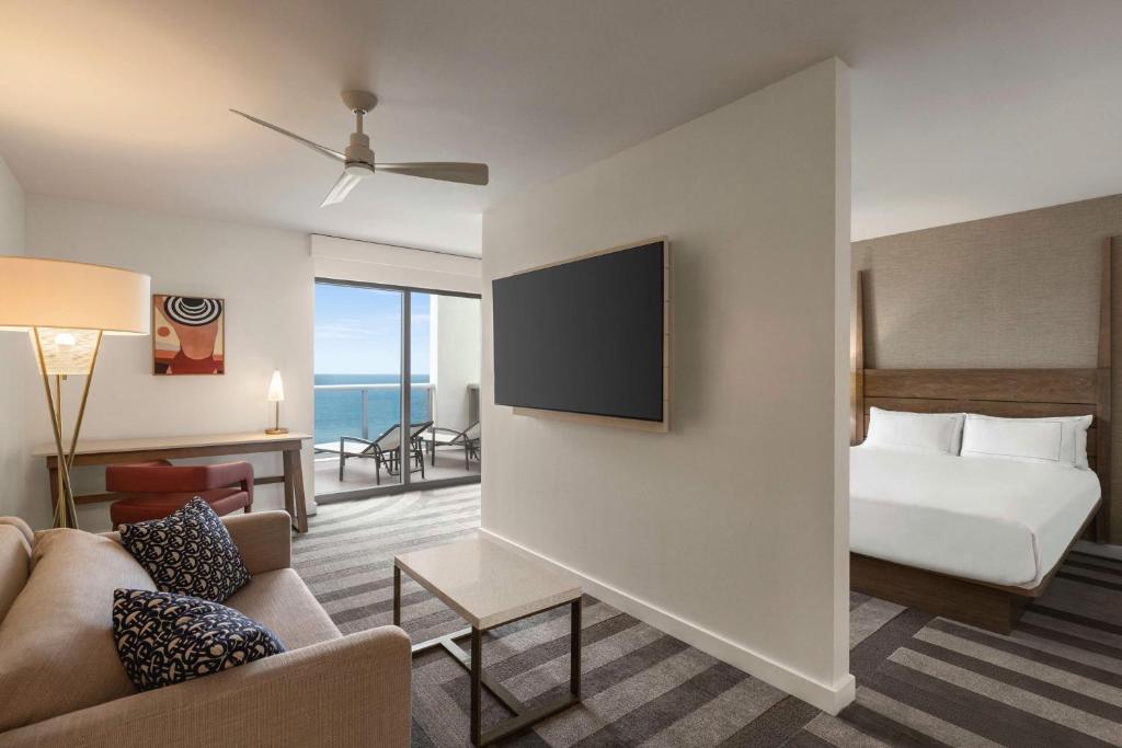 Hilton Cabana Miami Beach Resort - 