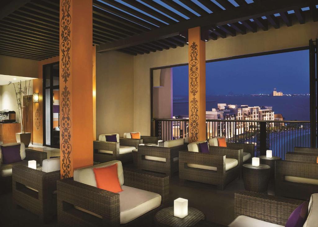 Posezení v ubytování DoubleTree by Hilton Resort & Spa Marjan Island
