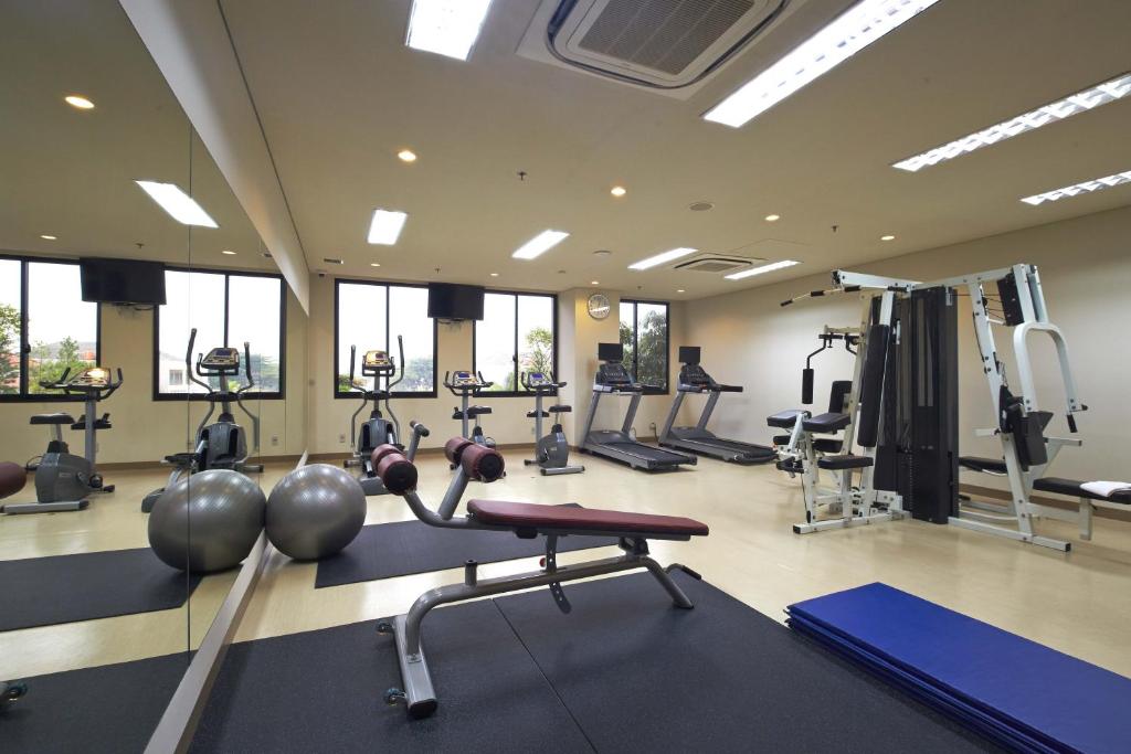 Fitness centrum a/nebo fitness zařízení v ubytování Axia South Cikarang Service Apartment