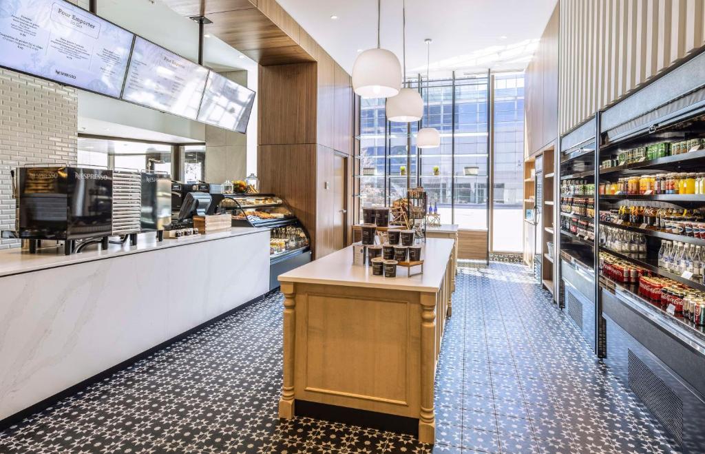 Kuchyň nebo kuchyňský kout v ubytování Hilton Quebec