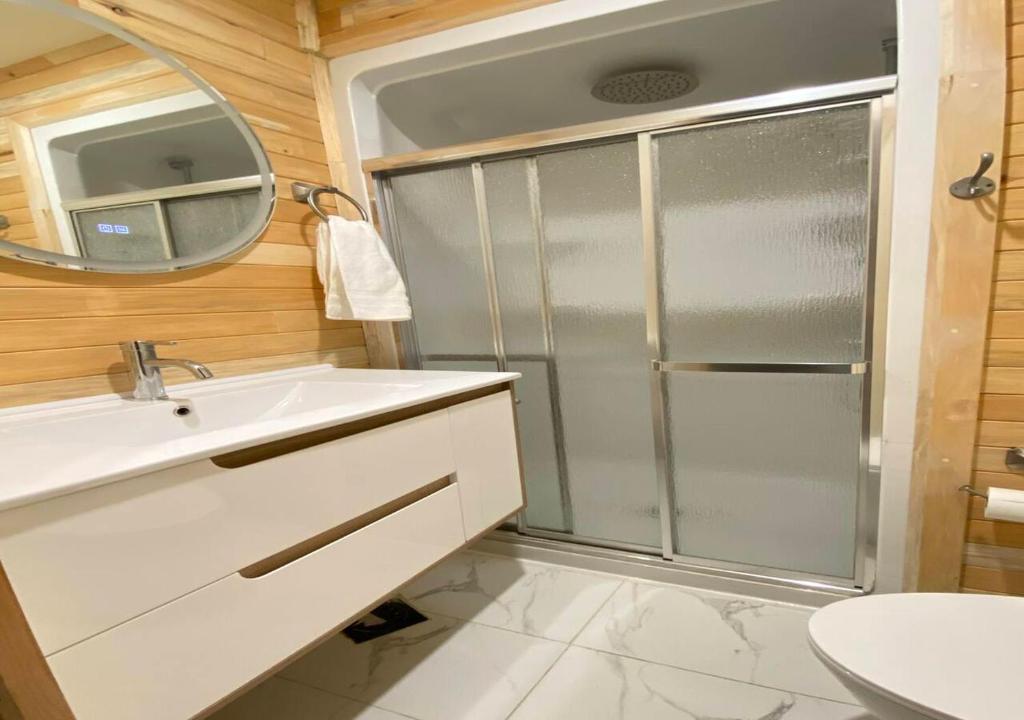 Koupelna v ubytování chalet Ani