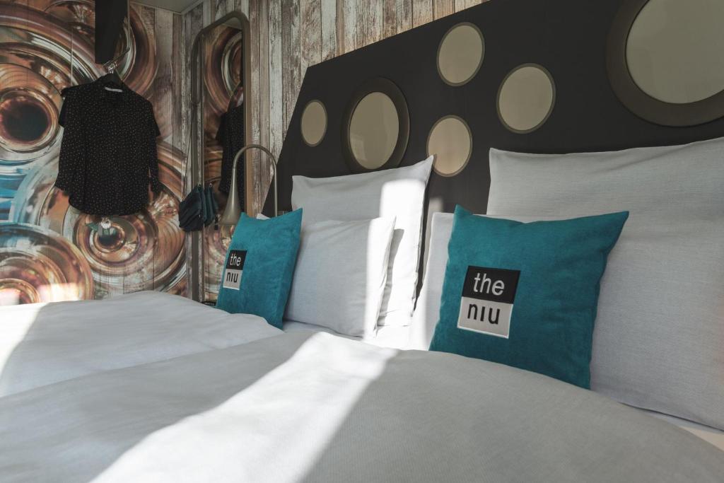 Holiday Inn - the niu, Brass Munich Olympiapark by IHG - Resim 41