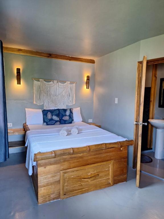 Mountain view house with AC El Nido corong corong 6
