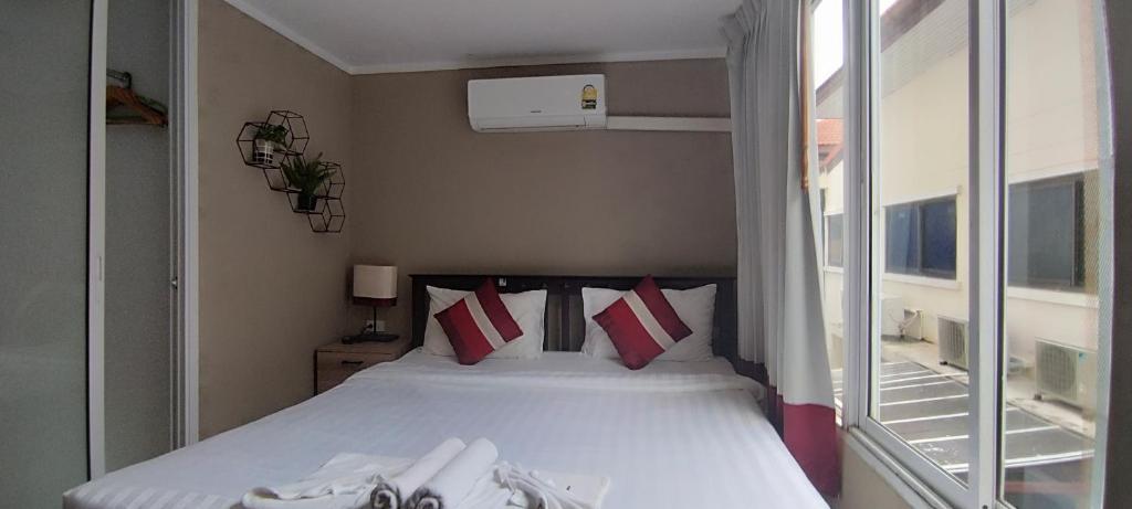 Kata Beach Studio Phuket - Resim 30