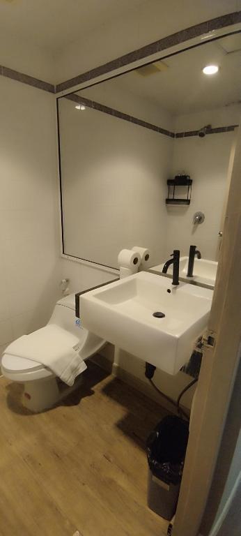 Kata Beach Studio Phuket - Resim 41