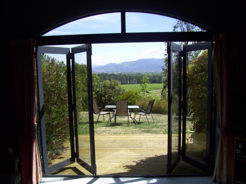 Nespecifikovaný výhled na hory nebo výhled na hory při pohledu z bed and breakfast