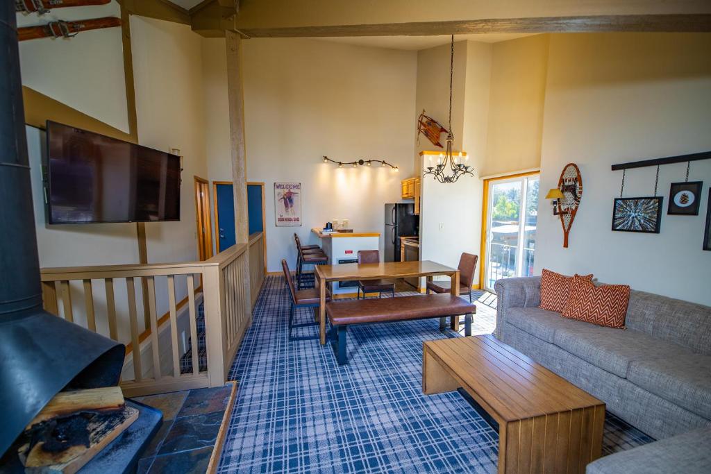 Outbound Mammoth - Suite