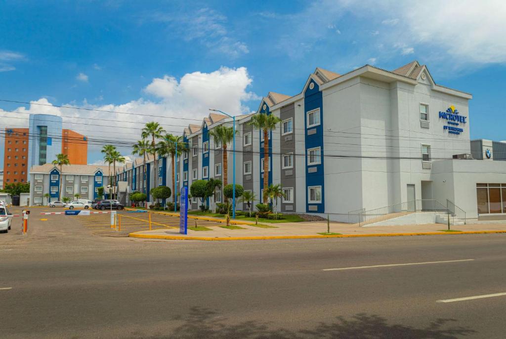 Microtel Inn & Suites by Wyndham Culiacán