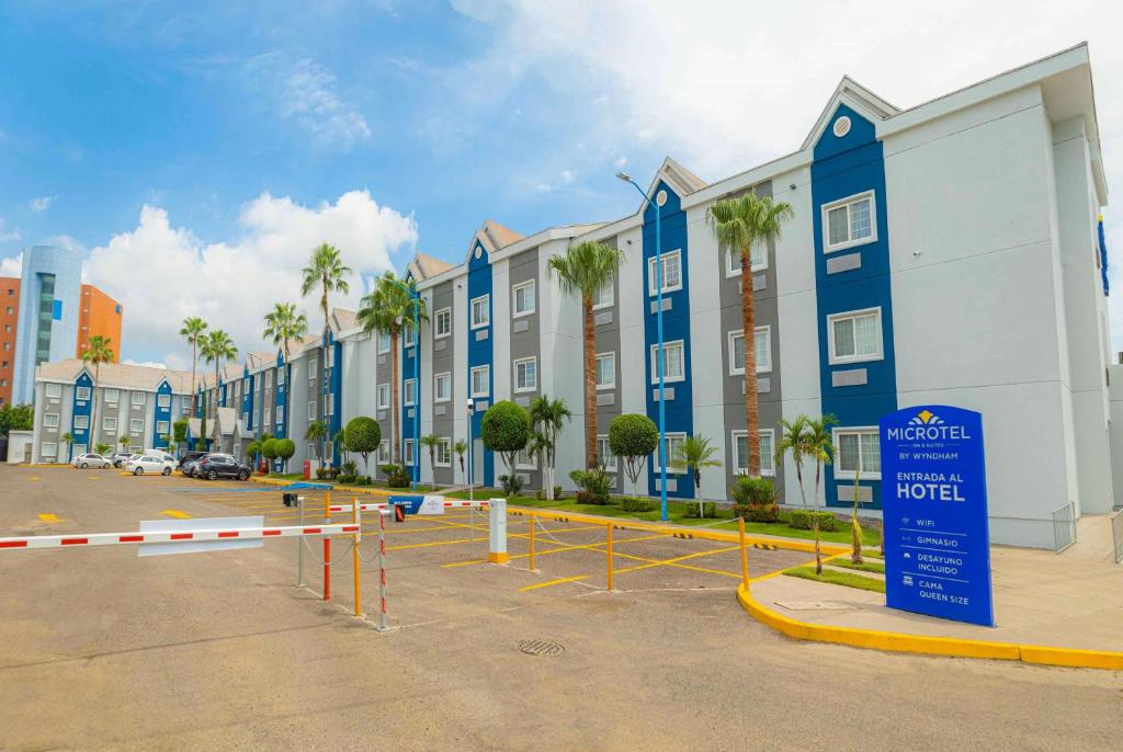 Microtel Inn & Suites by Wyndham Culiacán