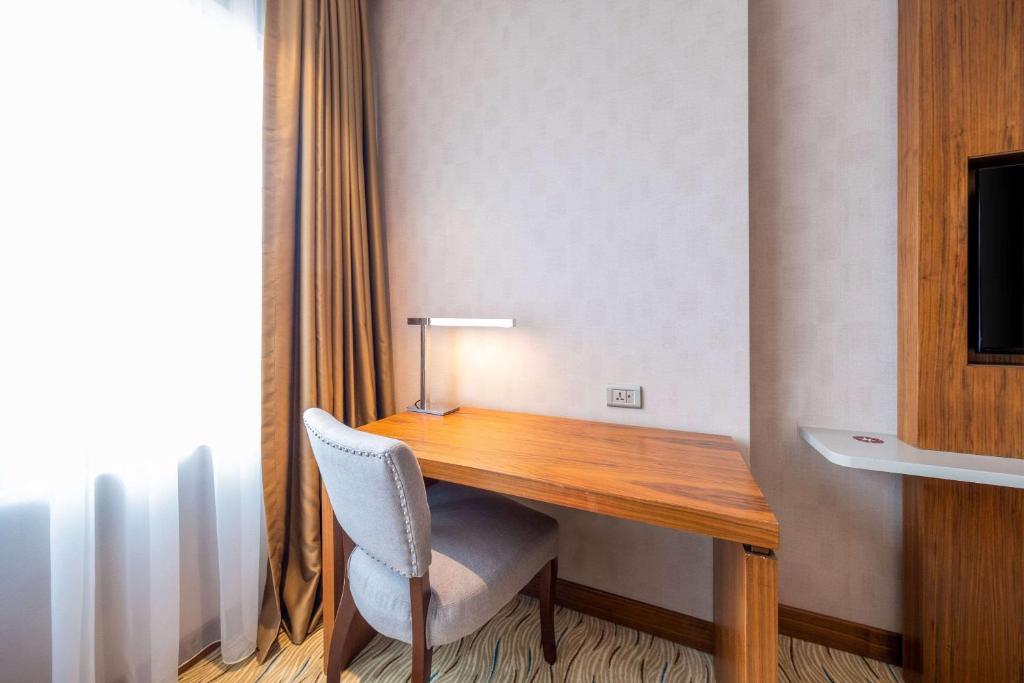 Clarion Hotel Istanbul Mahmutbey - Habitación Triple Estándar: No Fumar
